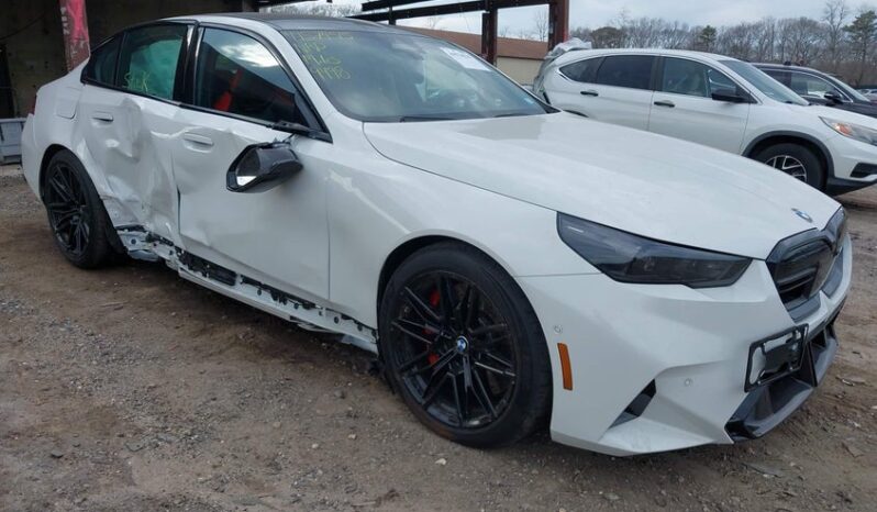 
								2026 BMW M5 full									