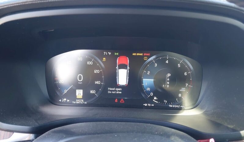 
								2020 Volvo V60 cross country full									
