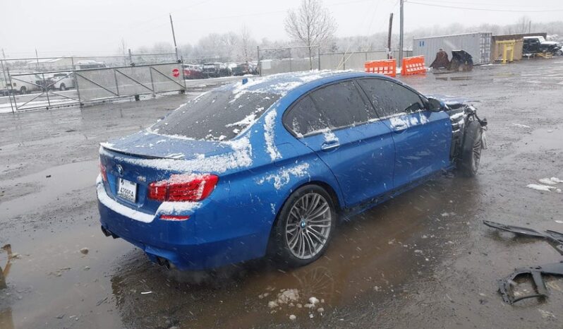 
								2015 BMW M5 full									