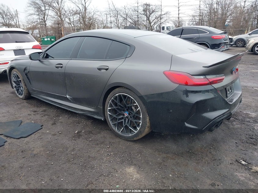 2020 BMW M8