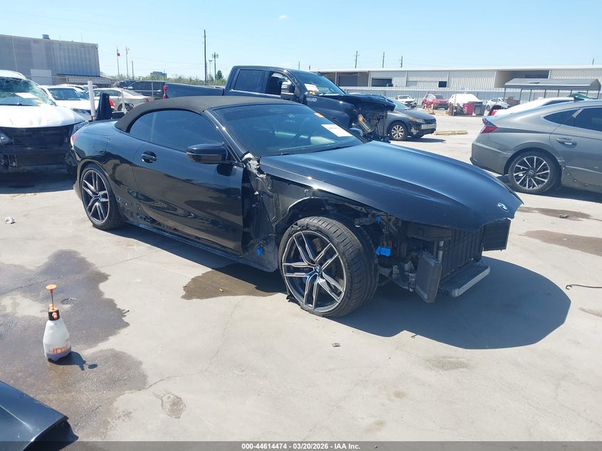 2020 BMW M8