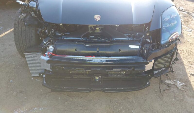 
								2024 Porsche Panamera full									