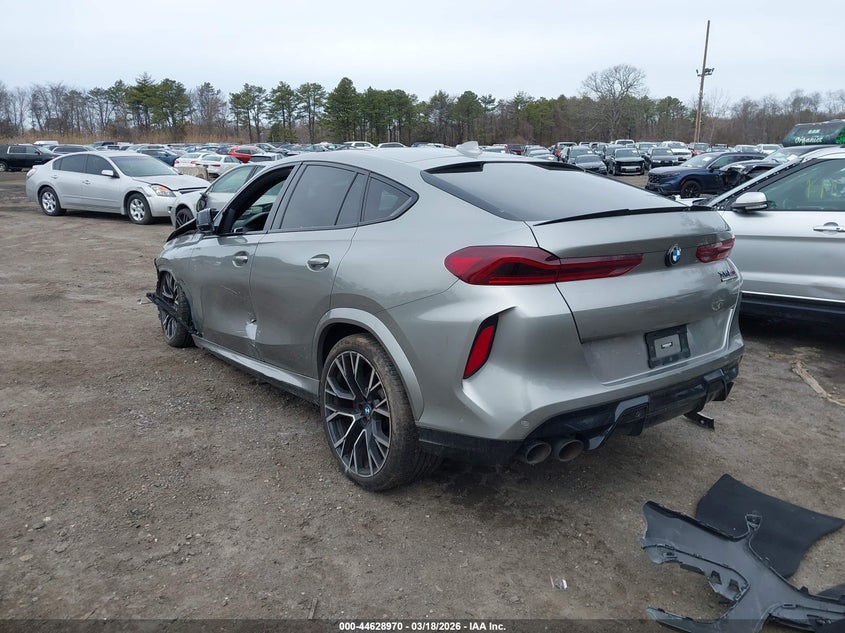 2022 BMW X6 m