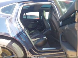
										2018 Porsche Panamera full									
