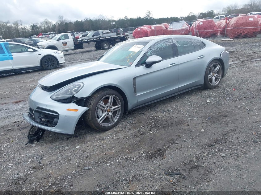2023 Porsche Panamera