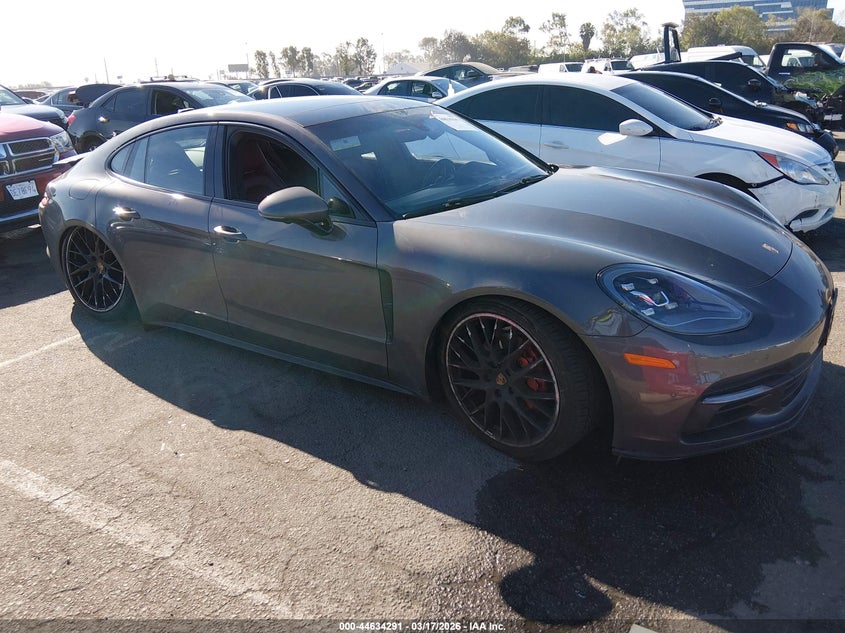 2017 Porsche Panamera