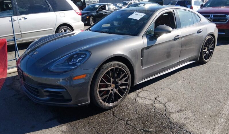 
								2017 Porsche Panamera full									
