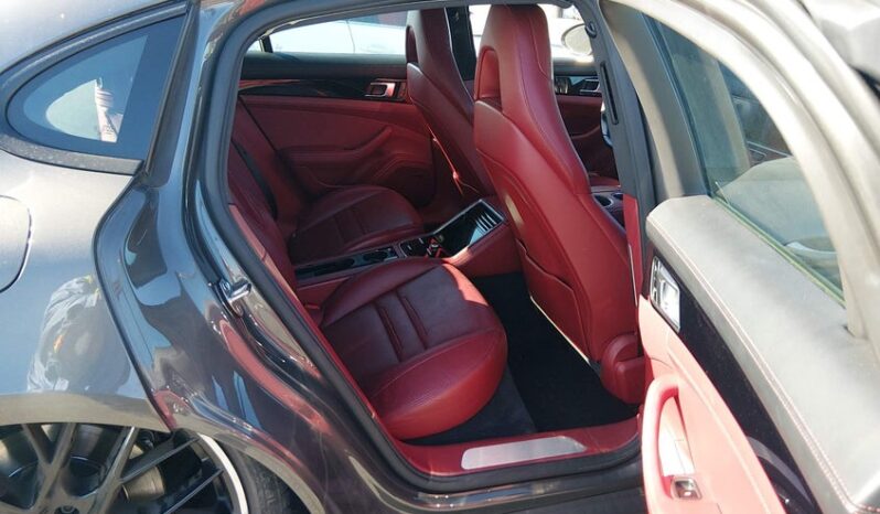 
								2017 Porsche Panamera full									
