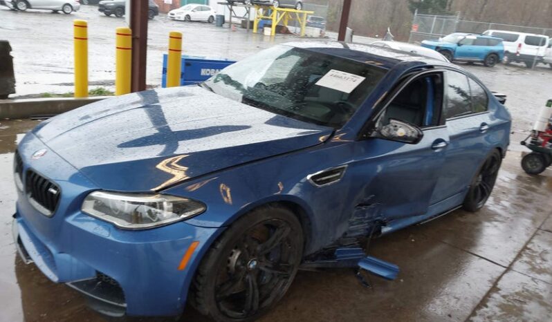 
								2015 BMW M5 full									