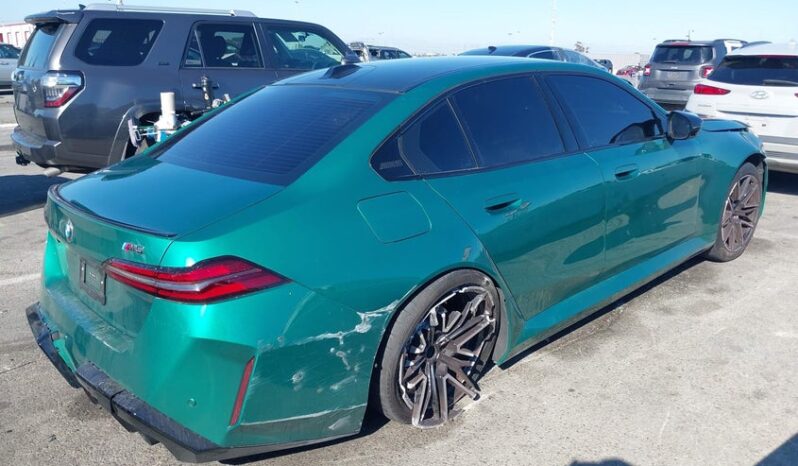 
								2026 BMW M5 full									