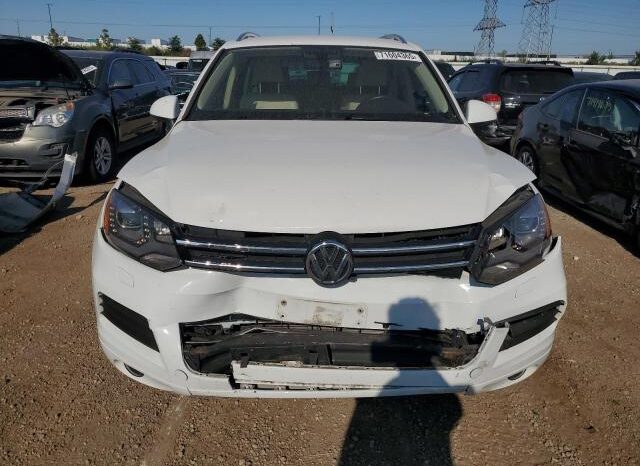 
								2014 Volkswagen Touareg v6 full									