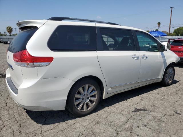 2012 Toyota Sienna xle