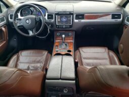 
										2012 Volkswagen Touareg full									