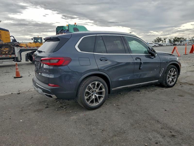2021 BMW X5