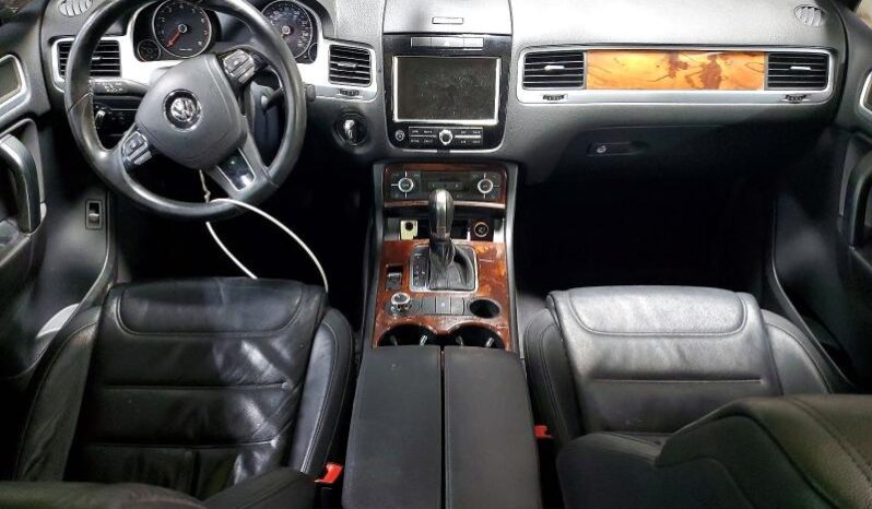
								2012 Volkswagen Touareg full									