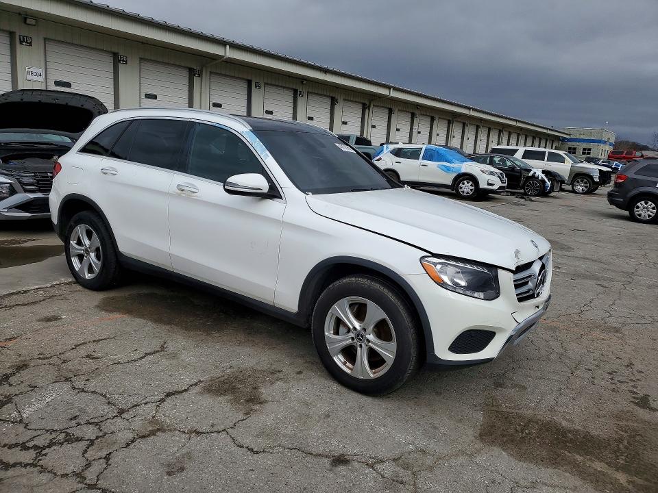 2017 Mercedes-benz Glc