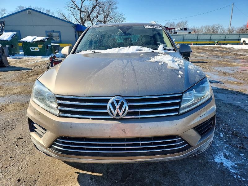 2016 Volkswagen Touareg