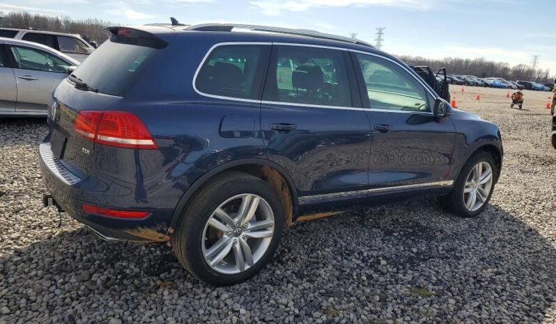 
								2014 Volkswagen Touareg full									