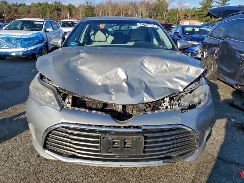 2016 Toyota Avalon