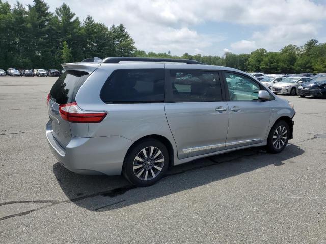 2018 Toyota Sienna