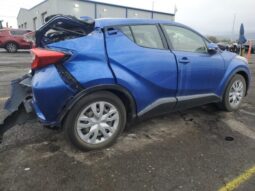 
										2020 Toyota C-hr full									