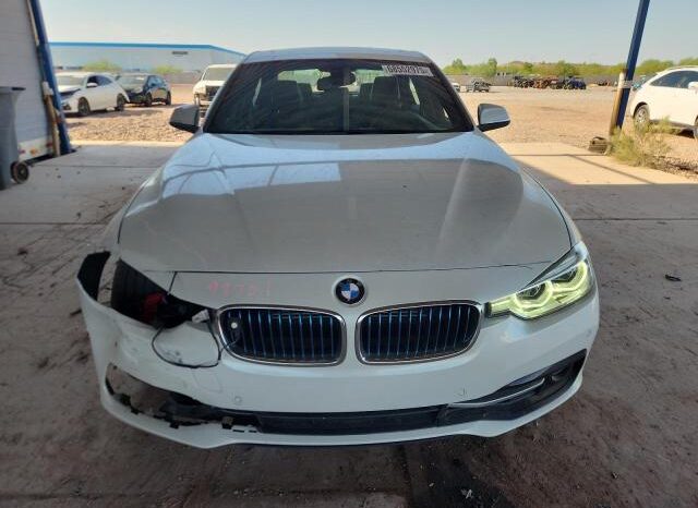 
								2017 BMW 3 series full									