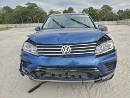 
										2016 Volkswagen Touareg full									