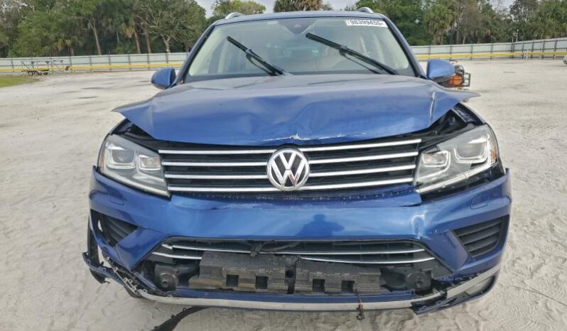 
								2016 Volkswagen Touareg full									
