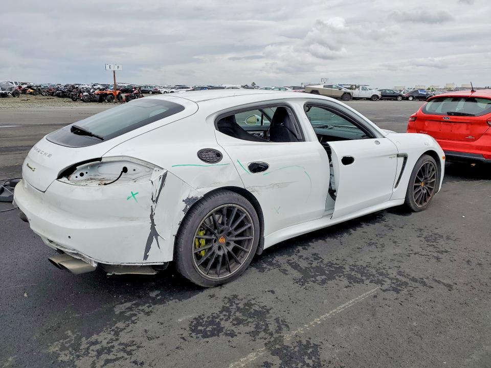 2016 Porsche Panamera