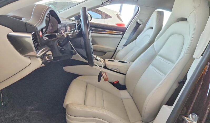 
								2023 Porsche Panamera full									