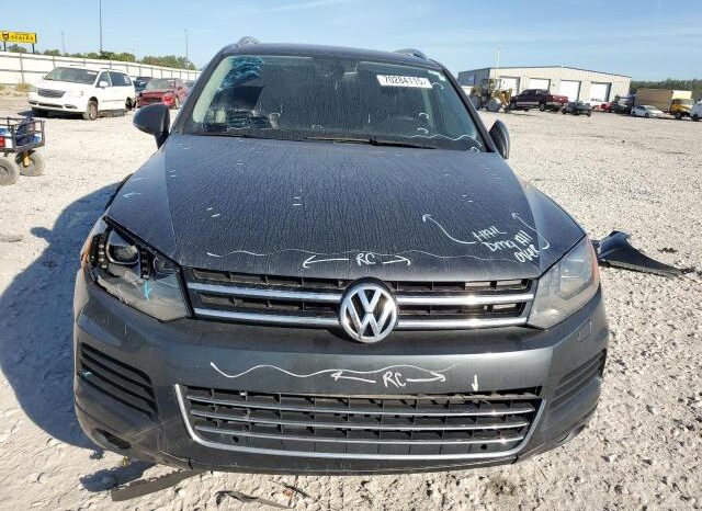 
								2012 Volkswagen Touareg full									