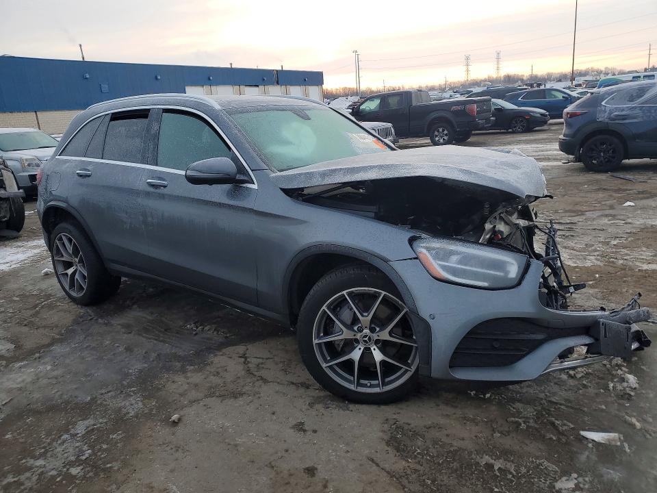 2021 Mercedes-benz Glc