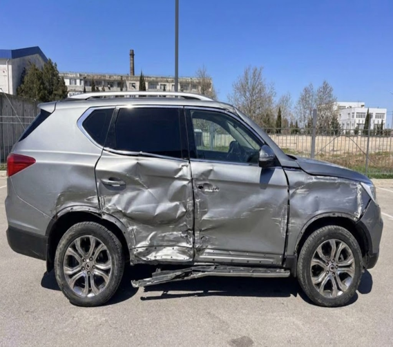 SSANG YONG REXTON