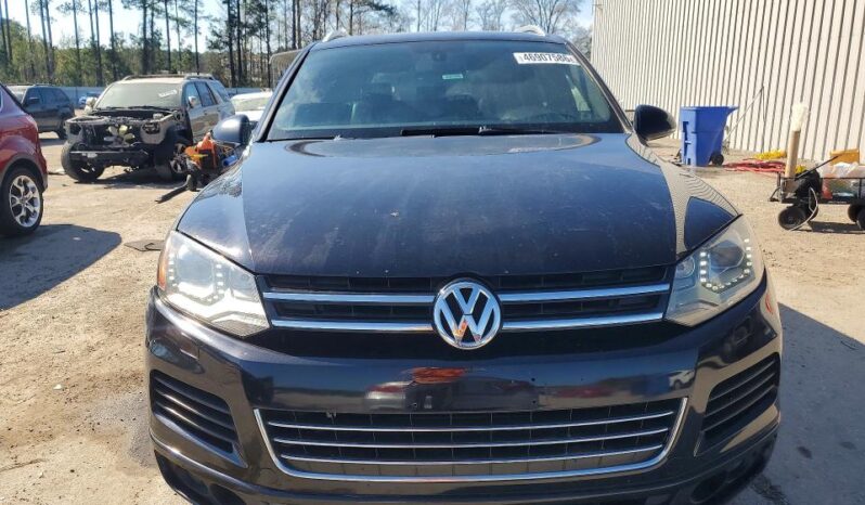 
								2014 Volkswagen Touareg full									
