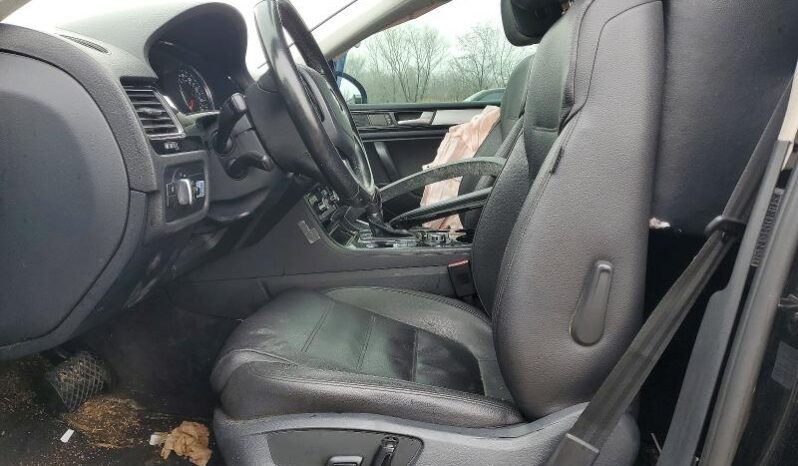 
								2014 Volkswagen Touareg full									