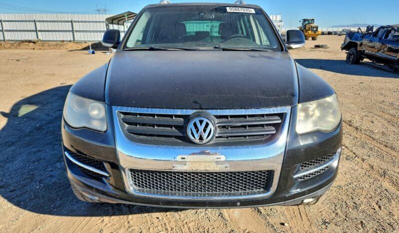 
								2008 Volkswagen Touareg full									