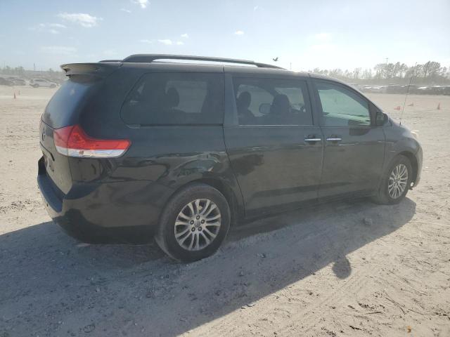 2013 Toyota Sienna xle