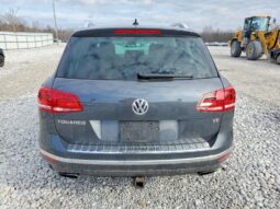 
										2015 Volkswagen Touareg full									