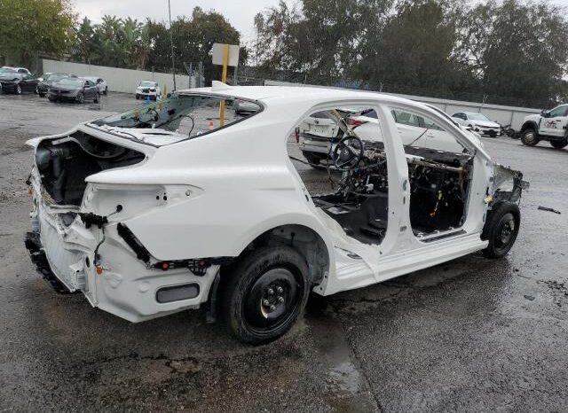 
								2020 Toyota Camry full									
