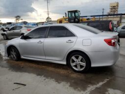 
										2013 Toyota Camry full									
