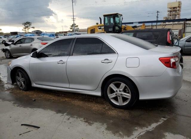 
								2013 Toyota Camry full									
