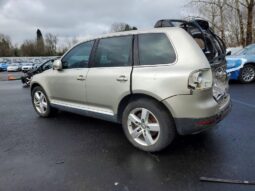
										2004 Volkswagen Touareg full									