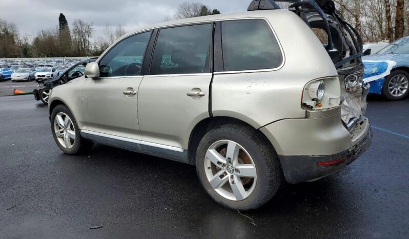 
								2004 Volkswagen Touareg full									