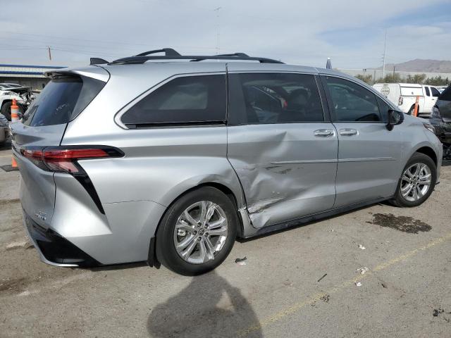 2022 Toyota Sienna