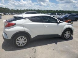 
										2021 Toyota C-hr full									