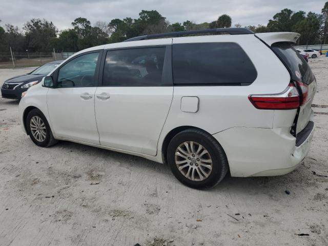 2017 Toyota Sienna xle