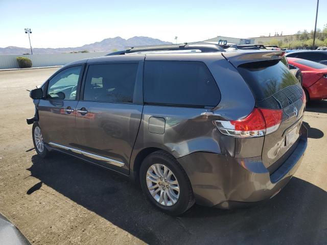 2012 Toyota Sienna xle