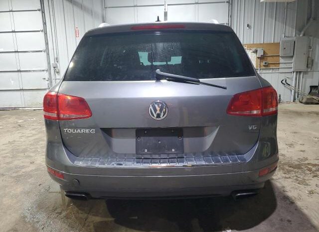 
								2014 Volkswagen Touareg full									