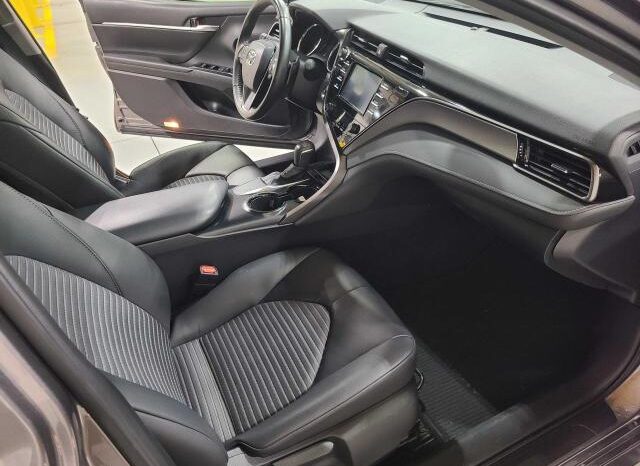 
								2019 Toyota Camry full									