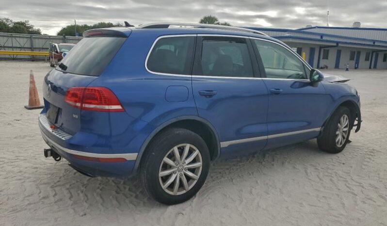 
								2016 Volkswagen Touareg full									